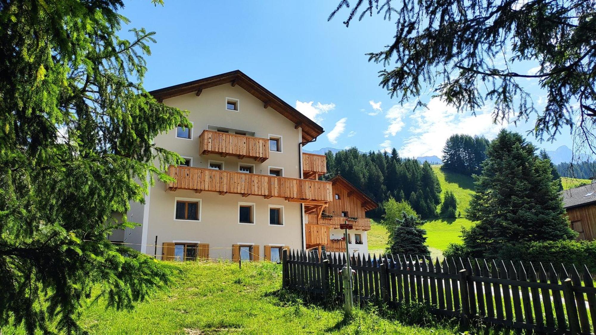 Villa Erica Badia (South Tyrol) Exterior foto